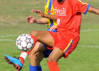 CALCIO FEMMINILE/Verona inciampa nel derby. La Torres in testa con le gialloblù