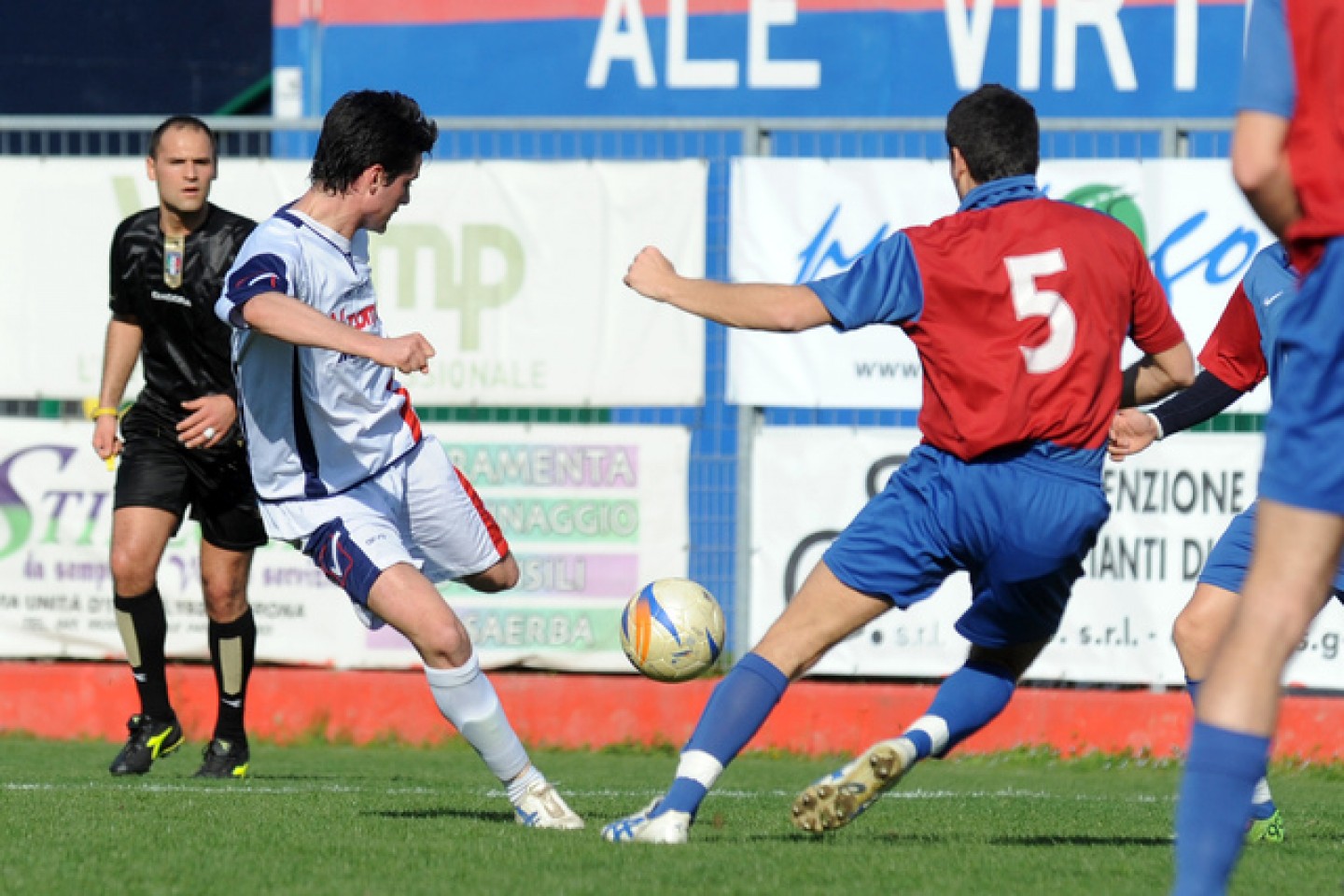 Ultimi botti di calciomercato. Doppio colpo del San Martino: dal Somma arrivano Giordano Rossi e Carigi