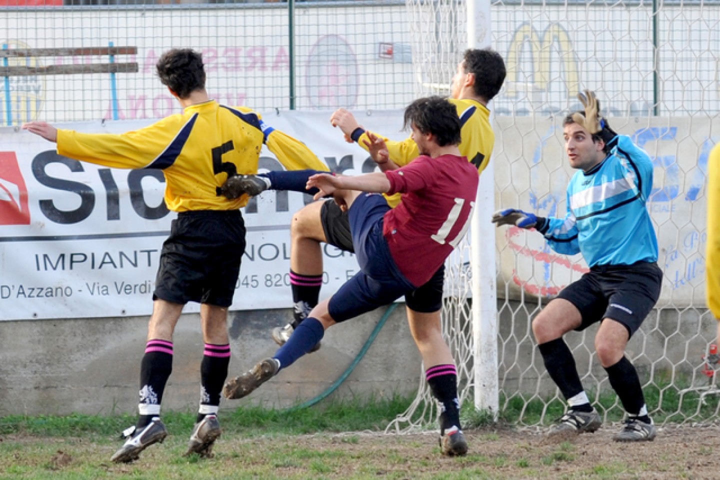 GIUDICE SPORTIVO/La nebbia cala su Corbiolo-Bnc. Si rigioca