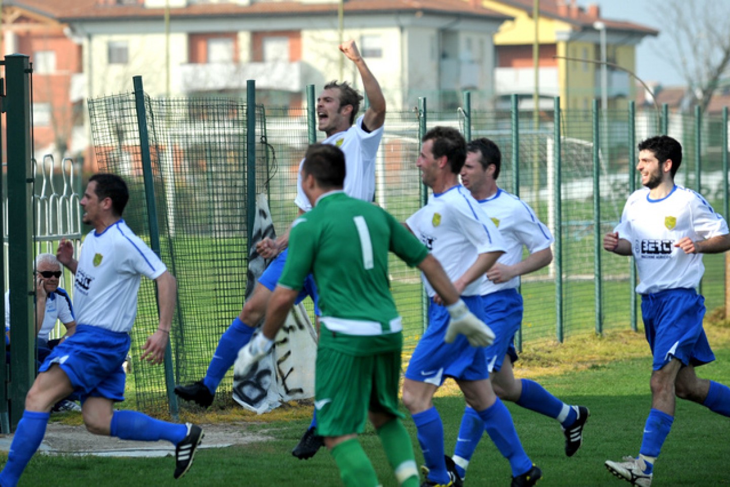 MERCATO/ Colpaccio del Caldiero. Arriva Giarretta