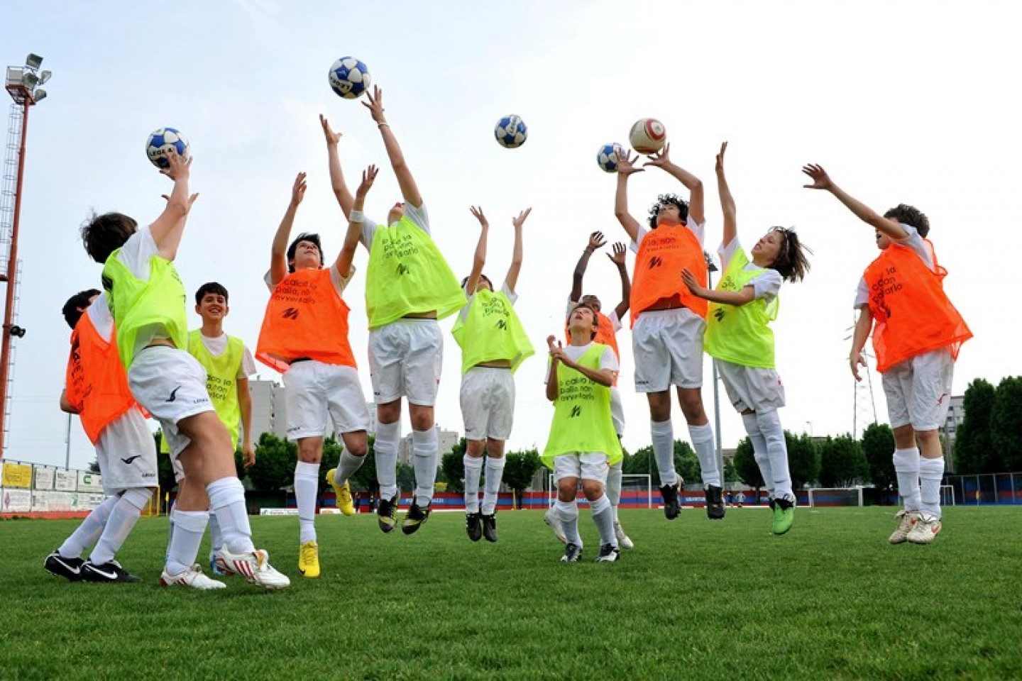 I Football English Camp dell’Aston Villa sbarcano a Verona. Ecco quando