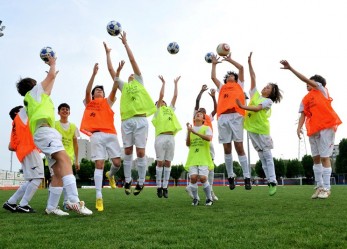 Panoramica sul calcio giovanile. Tra corse, lezioni di vita, panini al volo e un po’ di poesia