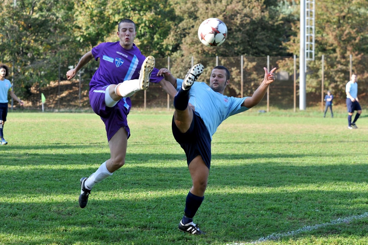 Il calciatore di campagna e il calciatore di città. Analisi di una simpatica diversità ontologica