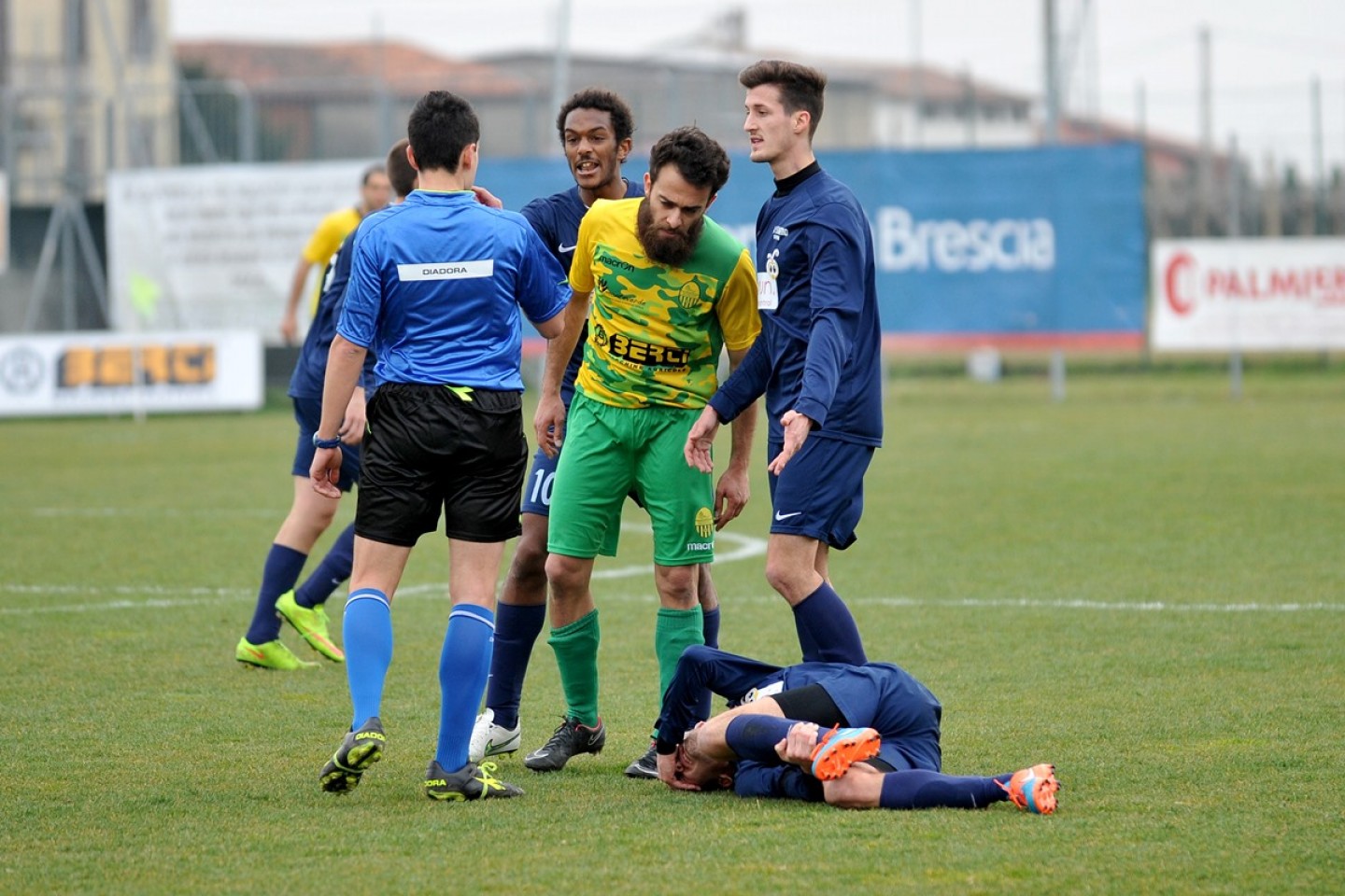 Foto curiose, nuovo capitolo. Il campionato giunge al termine: godiamoci l’attesa gustando gli scatti del nostro fotografo