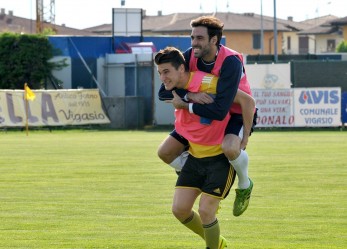 Oltre il campo: i risvolti sociali del calcio. Analisi di Daniele Reichenbach tra passato e presente, città e campagna